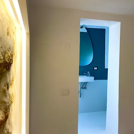 Urban Chic Apartment *